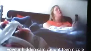 Codey scopa nonne porche amatoriale la sua ragazza all'aperto.