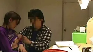 Pani Natasha viene mamme italiane porche scopata da un ospite.