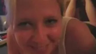 Savannah succhia e allena mamme puttane porno Anale.